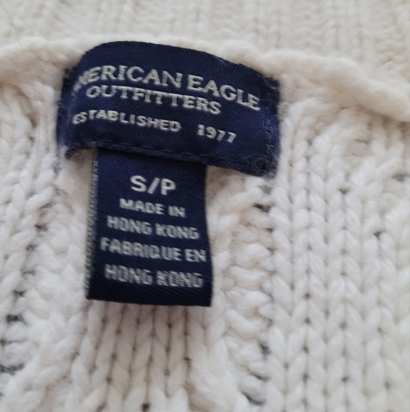 American Eagle Outfitters cream sweater xs - Picture 2 of 4